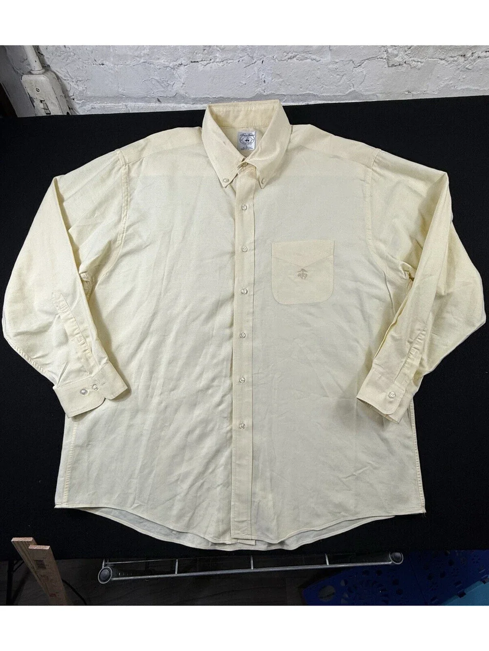 Brooks Brothers Men's L Yellow Cotton Woven Button-Down LS Shirt Pockets 46